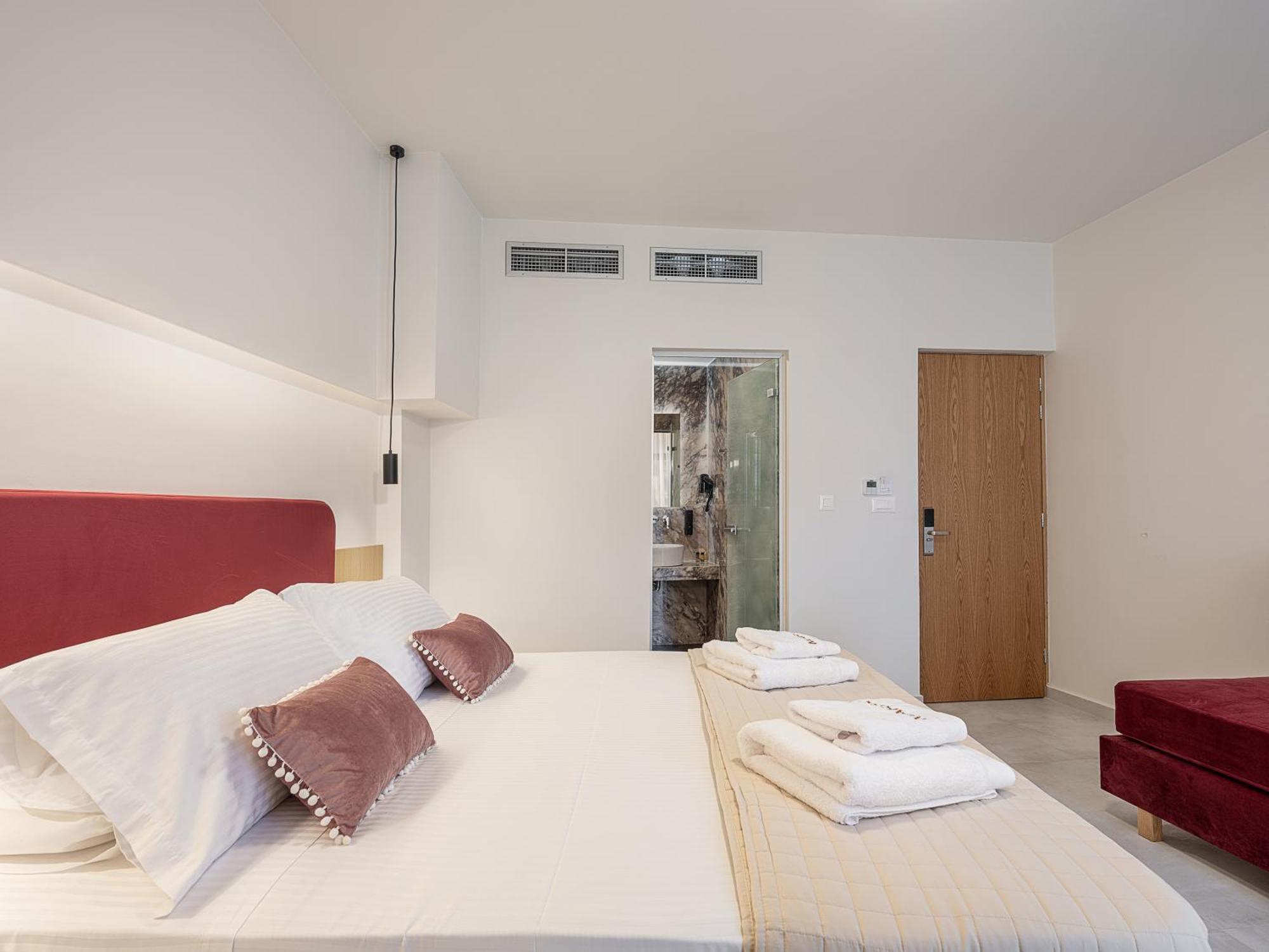 Miss Marrone City Hotel Hanya Dış mekan fotoğraf