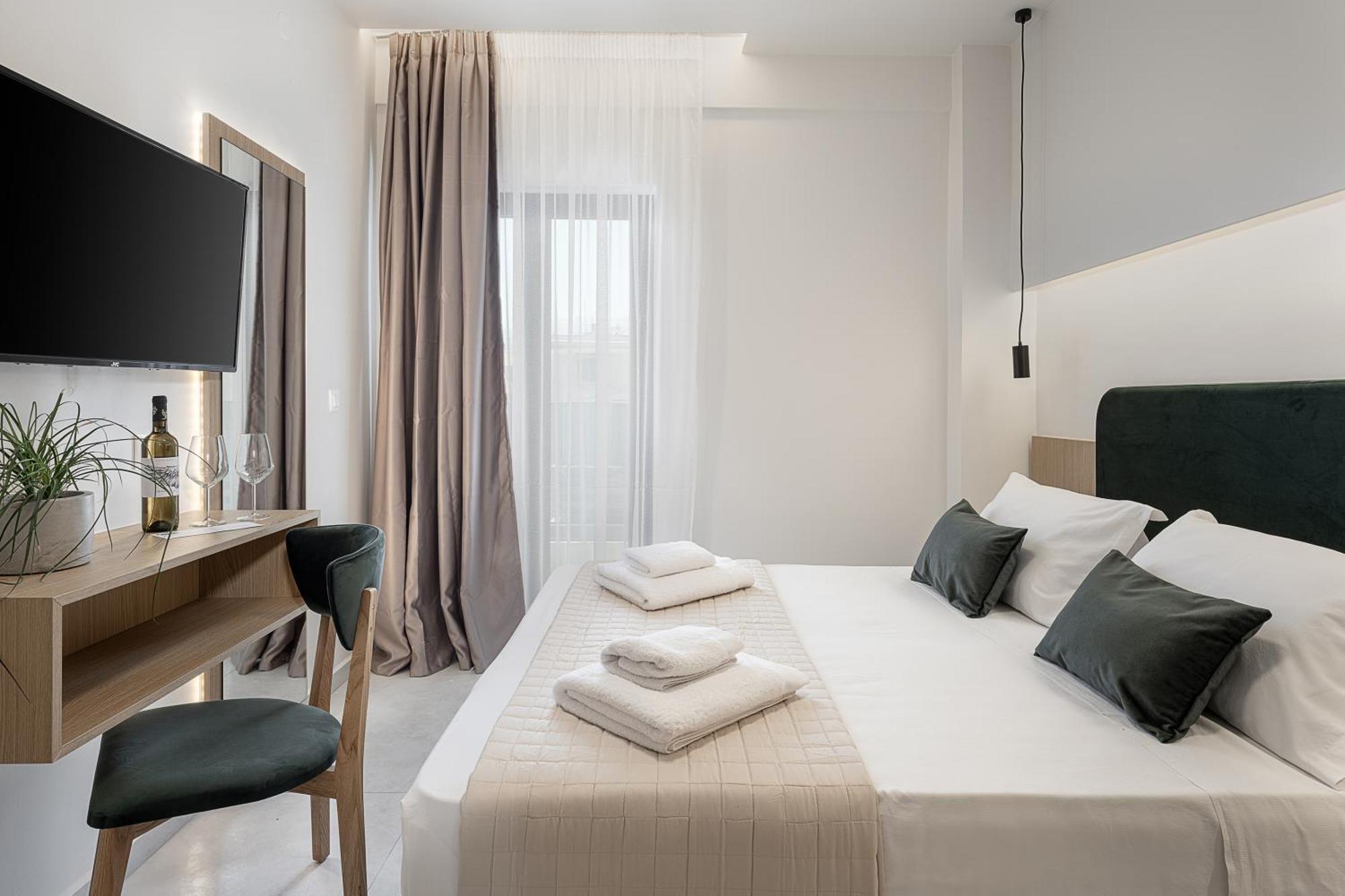 Miss Marrone City Hotel Hanya Dış mekan fotoğraf